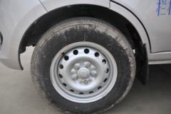 长安跨越 新豹T3 1.5L 汽油 112马力 2.865米单排栏板微卡(单后轮)(国六)(SC1031TMD61) 长安跨越 新豹T3 1.5L 汽油 112马力 2.865米单排栏板微卡(单后轮)(国六)(SC1031TMD61)