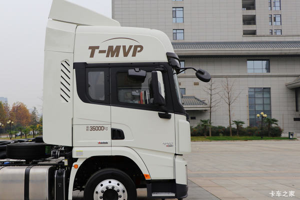 优惠 0.3万 德龙X3000牵引车火热促销中