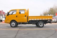 飞碟缔途 DX 110马力 4X2 2.7米双排自卸车