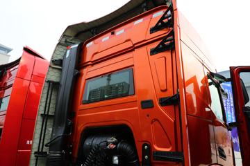 �����ؿ� ����H6000 430���� 4X2ǣ����(����)ͼƬ