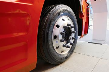 �����ؿ� ����H6000 430���� 4X2ǣ����(����)ͼƬ