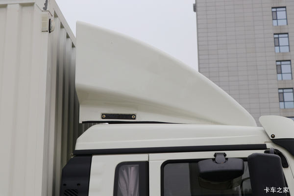 仅售19.98万 德龙L3000载货车优惠促销