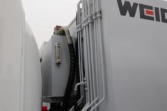 陕汽 德龙K3000 140马力 4X2 3T压缩垃圾车(金鸽牌)(YZT5080ZYSYTE6)