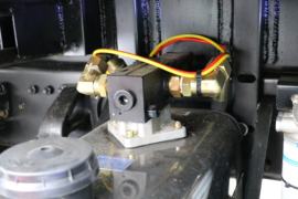 德龙L3000&nbsp;自卸车底盘                                                图片