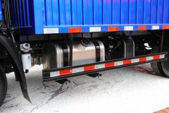 陕汽轻卡 德龙K3000 130马力 4.18米单排厢式轻卡(宽体)(YTQ1080EH333) 陕汽轻卡 德龙K3000 130马力 4.18米单排厢式轻卡(宽体)(YTQ1080EH333)