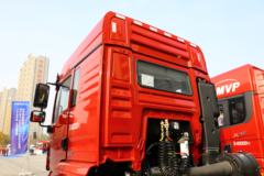 陕汽重卡 德龙新M3000 轻量化版 430马力 6X4牵引车(SX4250MC4)