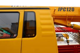 陕汽重卡底盘&nbsp;随车吊外观图片