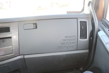 һ����� J6L�п� �ʻݰ� 240���� 4X2 6.75�ײ�դʽ�ػ���(CA5180CCYP62K1L4A1E5)ͼƬ