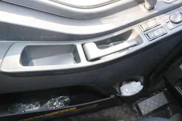 һ����� J6L�п� �ʻݰ� 240���� 4X2 6.75�ײ�դʽ�ػ���(CA5180CCYP62K1L4A1E5)ͼƬ