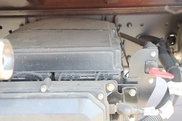 һ����� J6L�п� �ʻݰ� 240���� 4X2 6.75�ײ�դʽ�ػ���(CA5180CCYP62K1L4A1E5)ͼƬ