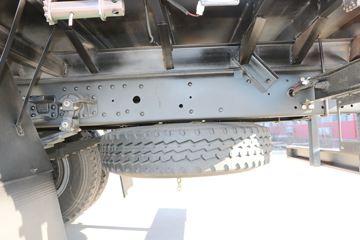 һ����� J6L�п� �ʻݰ� 240���� 4X2 6.75�ײ�դʽ�ػ���(CA5180CCYP62K1L4A1E5)ͼƬ