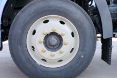 一汽解放 J6L中卡 质惠版 180马力 6.8米翼开启厢式载货车(CA5160XYKP62K1L4E5)