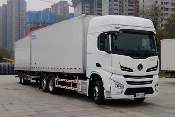 德龙X6000&nbsp;中置轴车辆运输车外观图片