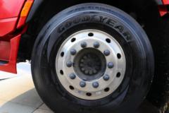 陕汽重卡 德龙X6000 490马力 6X4牵引车(国六)