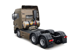 远程 M100重卡 430马力 6X4 LNG牵引车(DNC4250GNK6)