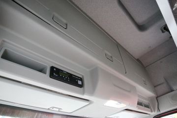 һ����� J6L�п� 2019�� �캽�� 220���� 4X2 6.75�������ػ���(CA1180P62K1L4E5)ͼƬ