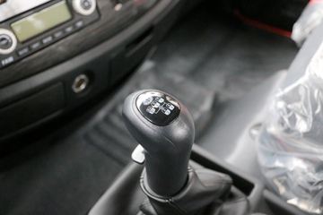 һ����� J6L�п� 2019�� �캽�� 220���� 4X2 6.75�������ػ���(CA1180P62K1L4E5)ͼƬ