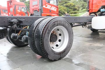 һ����� J6L�п� 2019�� �캽�� 220���� 4X2 6.75�������ػ���(CA1180P62K1L4E5)ͼƬ