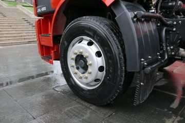 һ����� J6L�п� 2019�� �캽�� 220���� 4X2 6.75�������ػ���(CA1180P62K1L4E5)ͼƬ