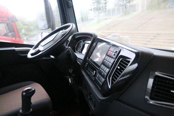 ൺ JH6ؿ 캽 550 6X4 ǣ(CA4250P25K25T1E5A80)ͼƬ