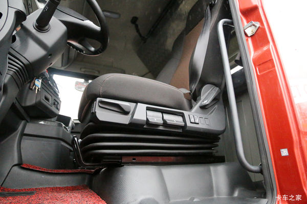 疯狂促销，直降0.2万！宜春市解放JH6牵引车系列优惠价