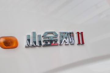 �������� С��բ� 95���� 4X2 3.3����ж��(����)ͼƬ