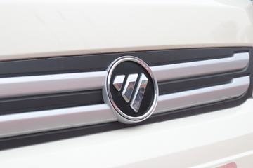 �������� С��բ� 95���� 4X2 3.3����ж��(����)ͼƬ