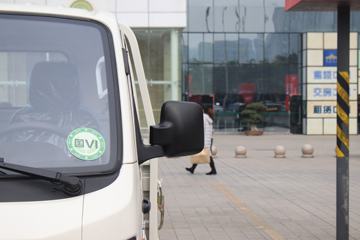 �������� С��բ� 95���� 4X2 3.3����ж��(����)ͼƬ