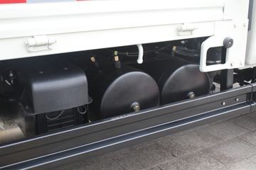 �������� С��բ� 95���� 4X2 3.3����ж��(����)ͼƬ