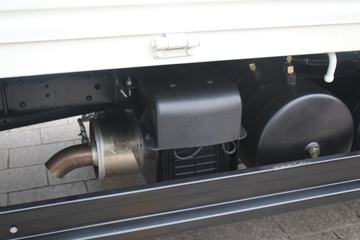 �������� С��բ� 95���� 4X2 3.3����ж��(����)ͼƬ