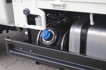 �������� С��բ� 95���� 4X2 3.3����ж��(����)ͼƬ