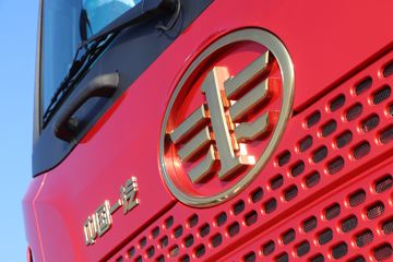 �ൺ��� JH6�ؿ� ������Ϸ��� 550���� 6X4 AMT�Զ���ǣ����(CA4259P25K2T1E5A80)ͼƬ