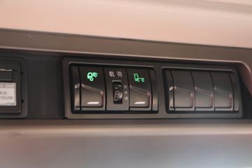 �ൺ��� JH6�ؿ� ������Ϸ��� 550���� 6X4 AMT�Զ���ǣ����(CA4259P25K2T1E5A80)ͼƬ