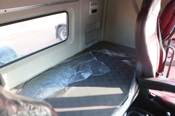 �ൺ��� JH6�ؿ� ������Ϸ��� 550���� 6X4 AMT�Զ���ǣ����(CA4259P25K2T1E5A80)ͼƬ