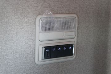 �ൺ��� JH6�ؿ� ������Ϸ��� 550���� 6X4 AMT�Զ���ǣ����(CA4259P25K2T1E5A80)ͼƬ