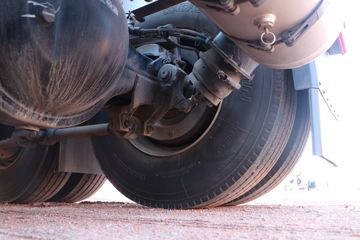 �ൺ��� JH6�ؿ� ������Ϸ��� 550���� 6X4 AMT�Զ���ǣ����(CA4259P25K2T1E5A80)ͼƬ