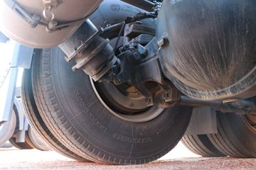 �ൺ��� JH6�ؿ� ������Ϸ��� 550���� 6X4 AMT�Զ���ǣ����(CA4259P25K2T1E5A80)ͼƬ