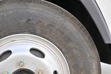 һ������ ��Ź�ʨ 120���� 4X2 ���ϳ�ͼƬ