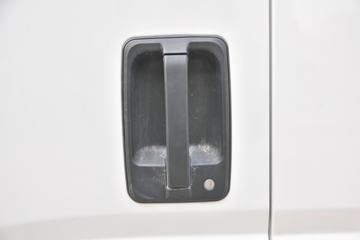 һ������ ��Ź�ʨ 120���� 4X2 ���ϳ�ͼƬ