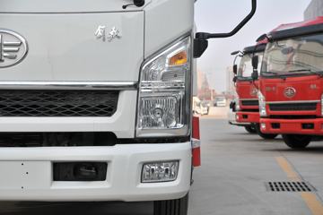 һ������ ��Ź�ʨ 120���� 4X2 ���ϳ�ͼƬ