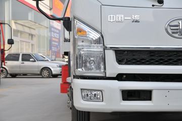 һ������ ��Ź�ʨ 120���� 4X2 ���ϳ�ͼƬ