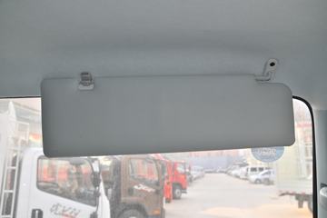 һ������ ��Ź�ʨ 120���� 4X2 ���ϳ�ͼƬ