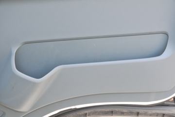 һ������ ��Ź�ʨ 120���� 4X2 ���ϳ�ͼƬ