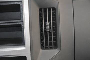 һ������ ��Ź�ʨ 120���� 4X2 ���ϳ�ͼƬ