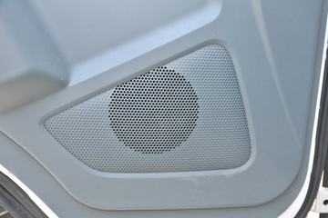 һ������ ��Ź�ʨ 120���� 4X2 ���ϳ�ͼƬ