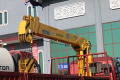 福田 欧曼5系 210马力 6X2 随车吊(ETX-2200平顶驾驶室)