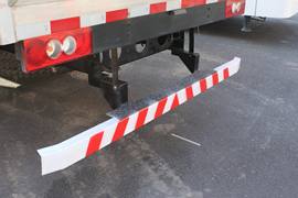 福田欧马可底盘&nbsp;冷藏车底盘图片