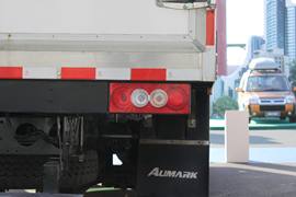 福田欧马可底盘&nbsp;冷藏车底盘图片