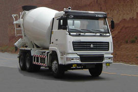 重汽斯太尔底盘&nbsp;混凝土搅拌车外观                                                图片