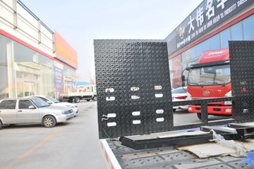 һ������ ��Ź�ʨ 120���� 4X2 ���ϳ�ͼƬ